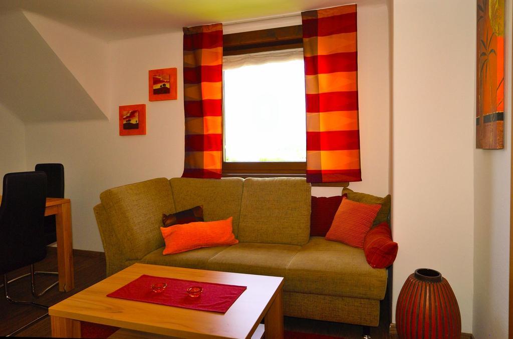 Apart Of Me Ferienhaus Faaker See Villach Exterior photo