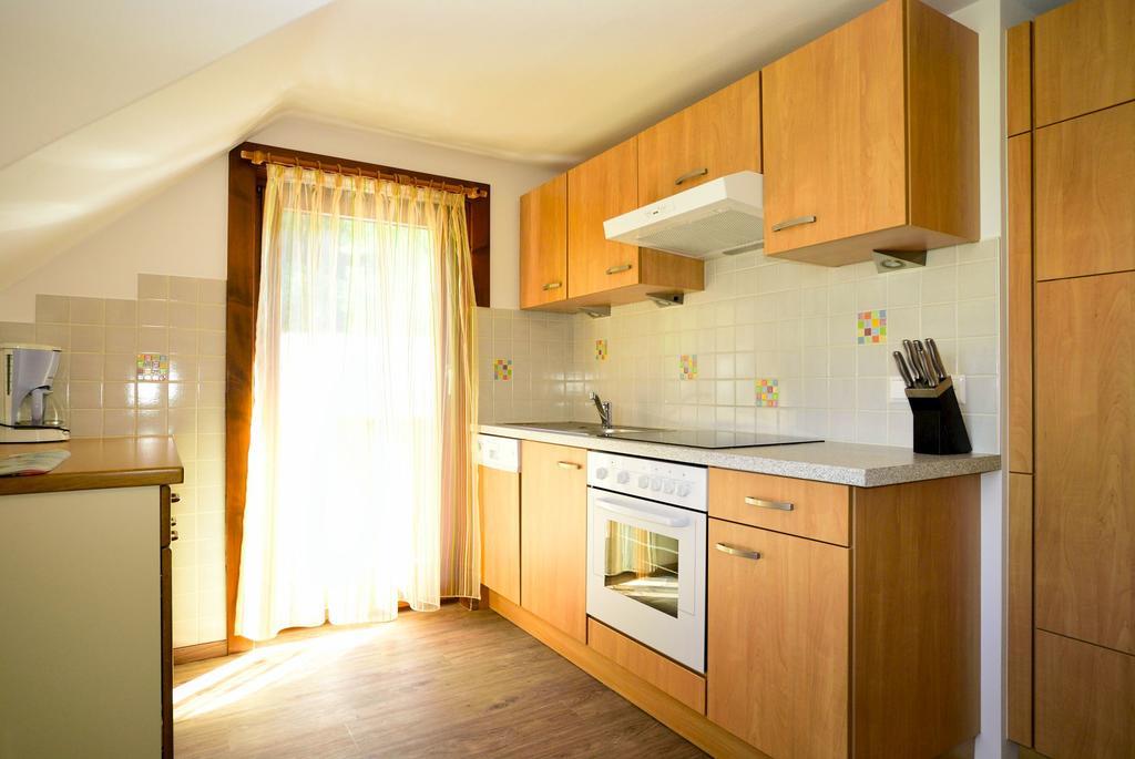 Apart Of Me Ferienhaus Faaker See Villach Exterior photo